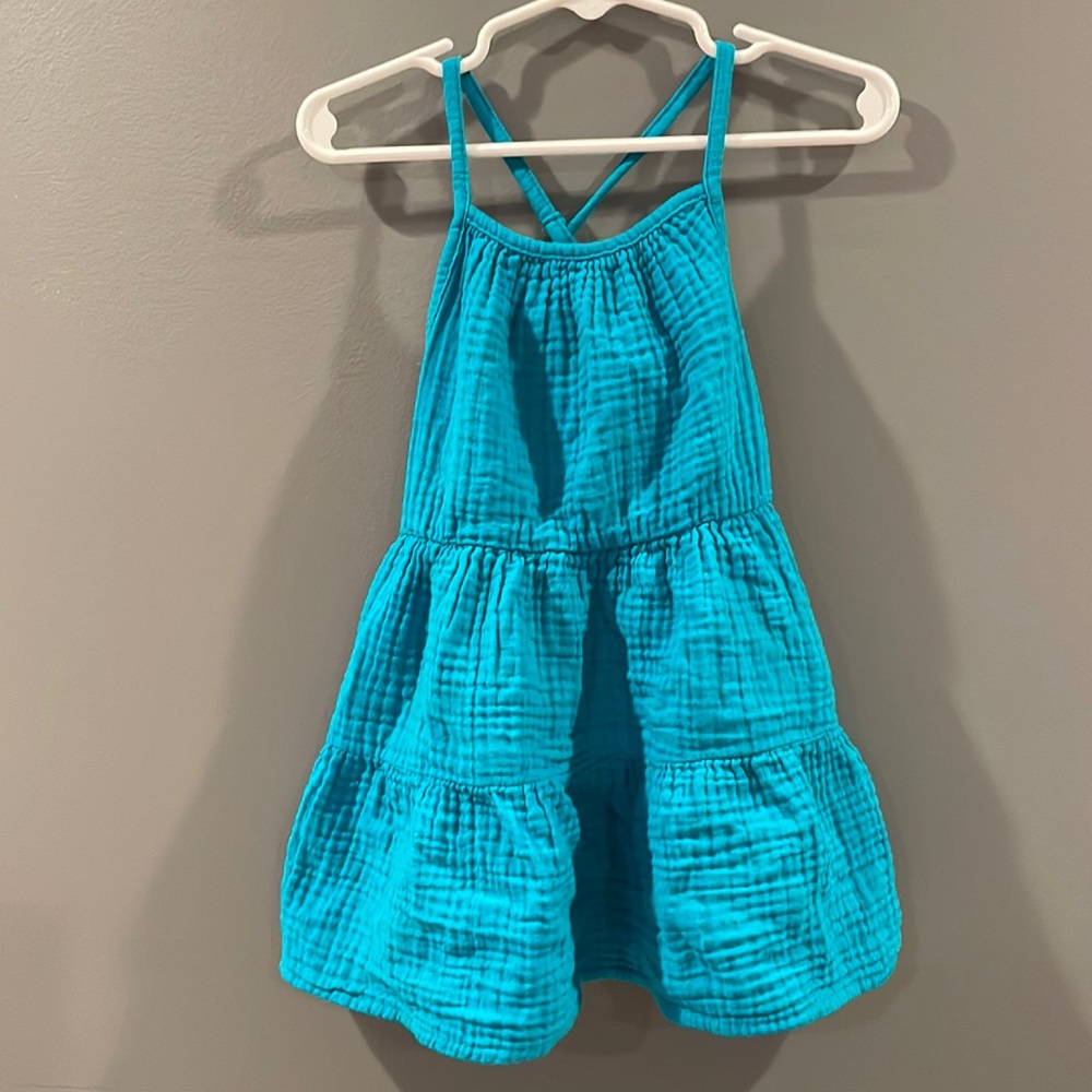 Toddler sundress 2T but fits like 18months